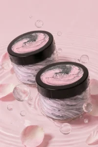 ESOMI- Masque nettoyant fouetté & Démaquillant 3 en 1 à l'eau de rose et aux vitamines E et K (100ml)