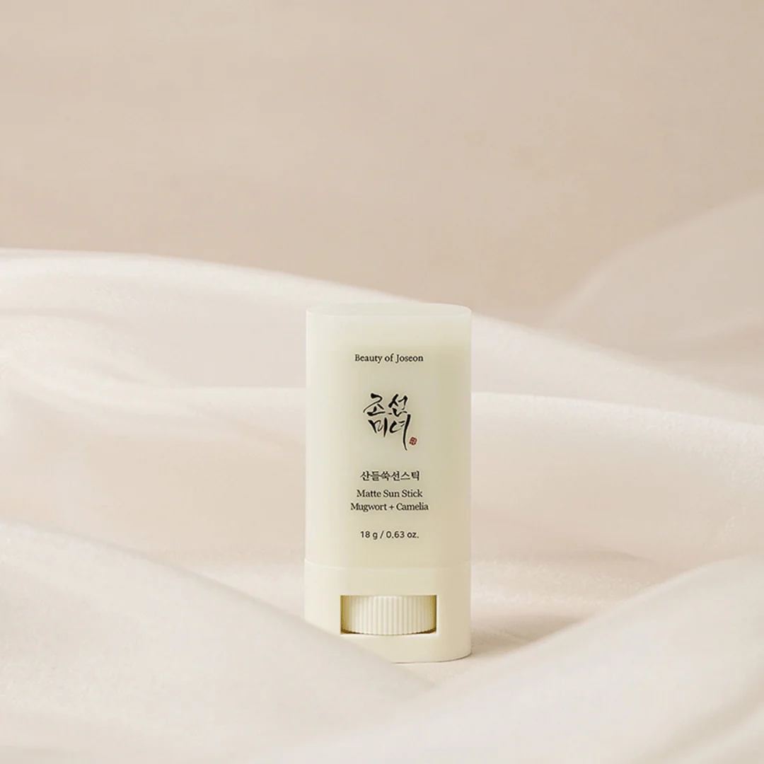 Beauty of Joseon - Stick solaire matifiant : Armoise + Camélia SPF 50+ PA++++ (18g) – Image 8